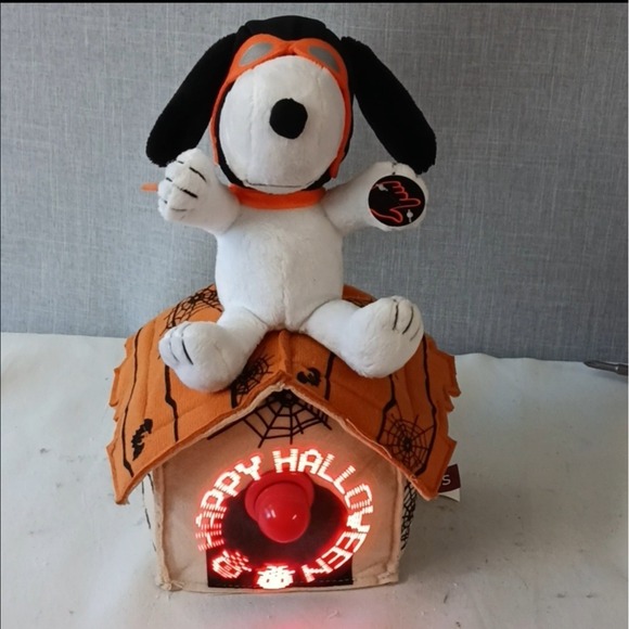 Peanuts Other - Peanuts Snoopy Halloween Animated Plush Doghouse Musical Light Up Propeller Ace